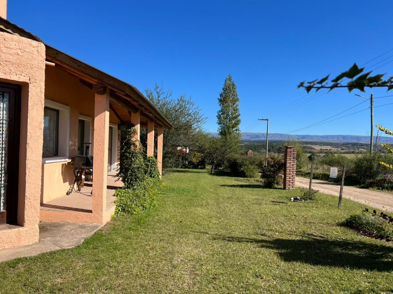 VENTA DE COMPLEJO EN BARRIO GUTIERREZ - LOS REARTES