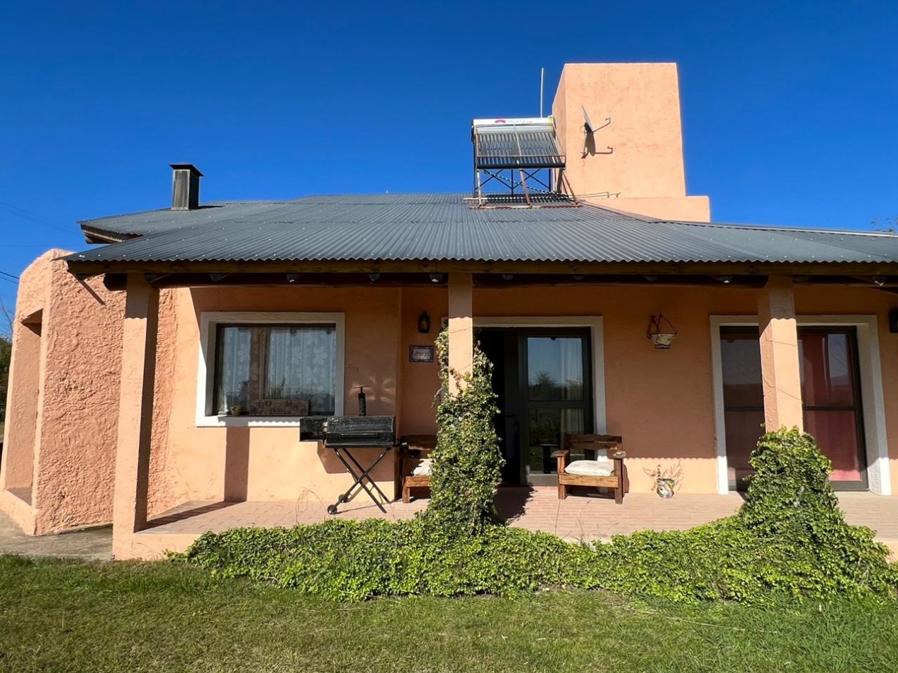 VENTA DE COMPLEJO EN BARRIO GUTIERREZ - LOS REARTES