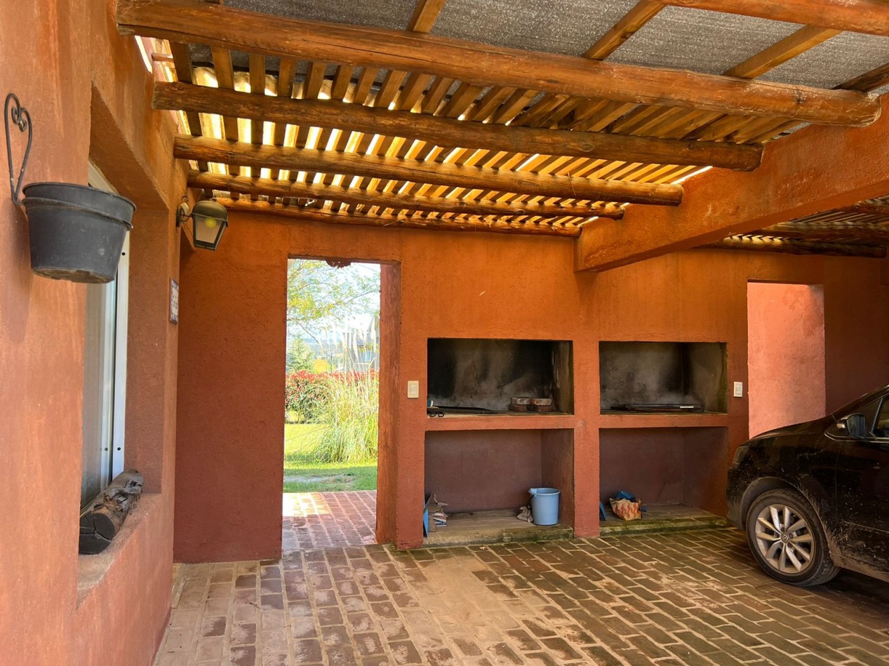 VENTA DE COMPLEJO EN BARRIO GUTIERREZ - LOS REARTES