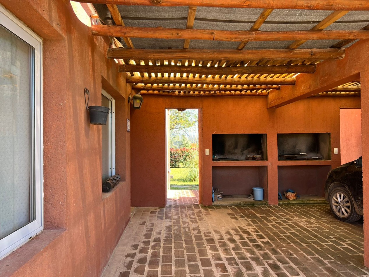 VENTA DE COMPLEJO EN BARRIO GUTIERREZ - LOS REARTES