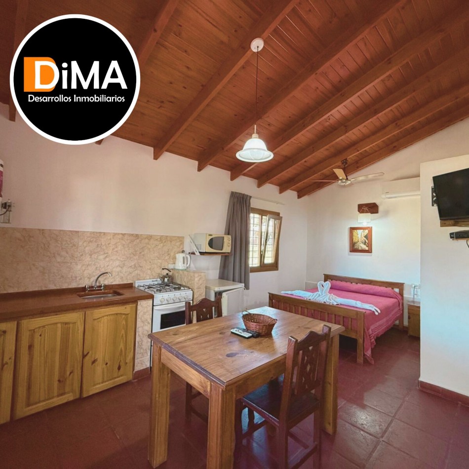 VENTA COMPLEJO DE 5 CABAÑAS CON PILETA - LOS REARTES