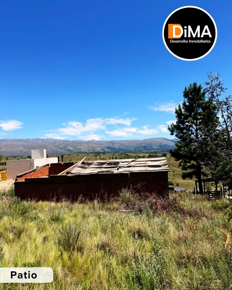 LOTE CON CONSTRUCCION EN VILLA YACANTO 